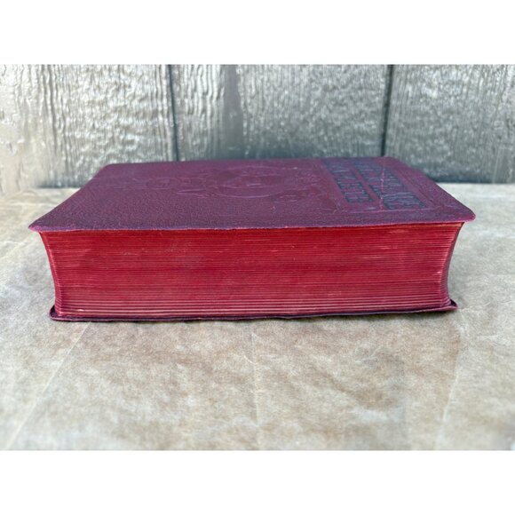 Complete Works of William Shakespeare Embossed Red Leather Hardcover Book 1926 - Picture 3 of 16